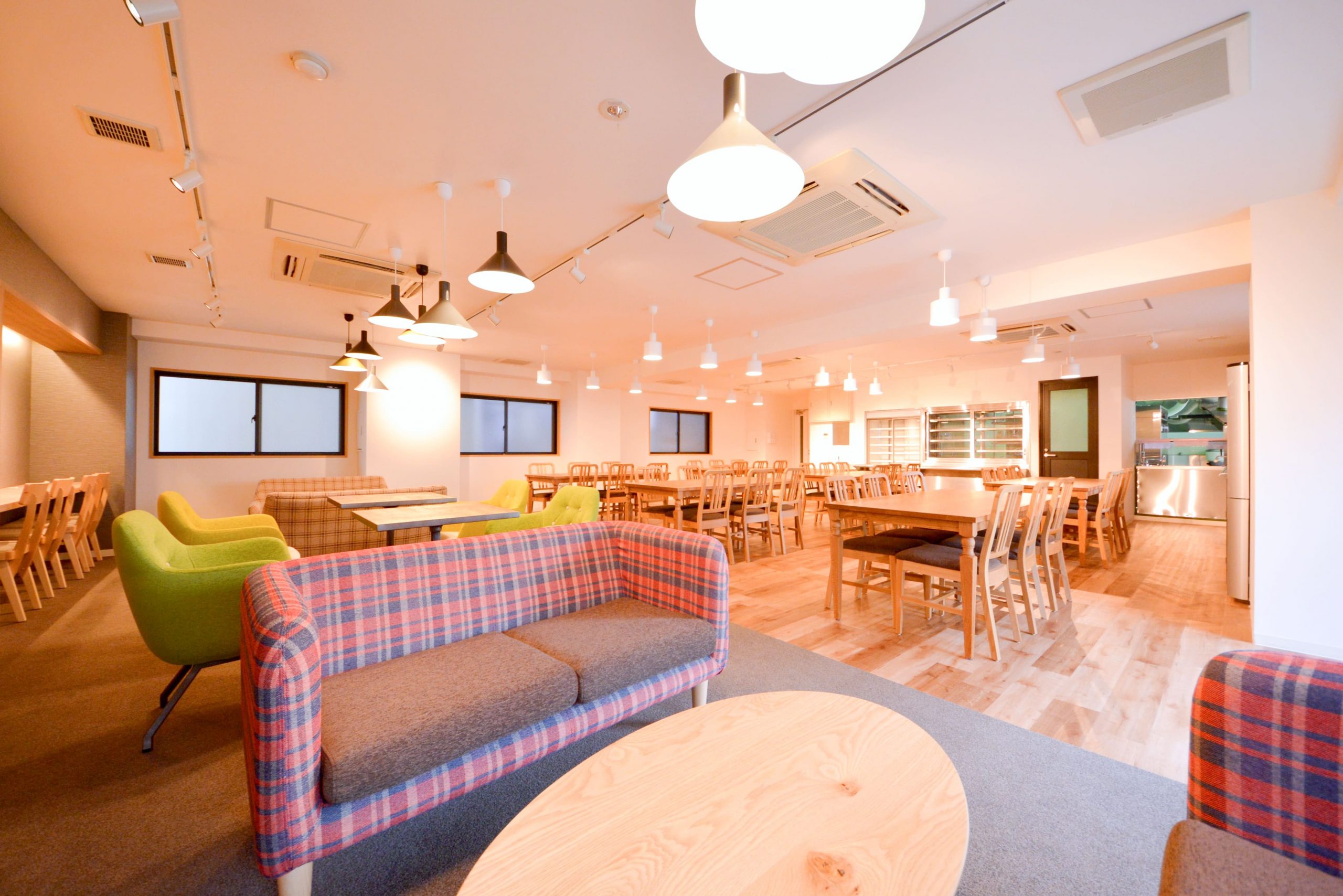 カフェのようなおしゃれな食堂 | ウィルハイム江坂 | 大阪の学生マンション総合サイト【student room】
